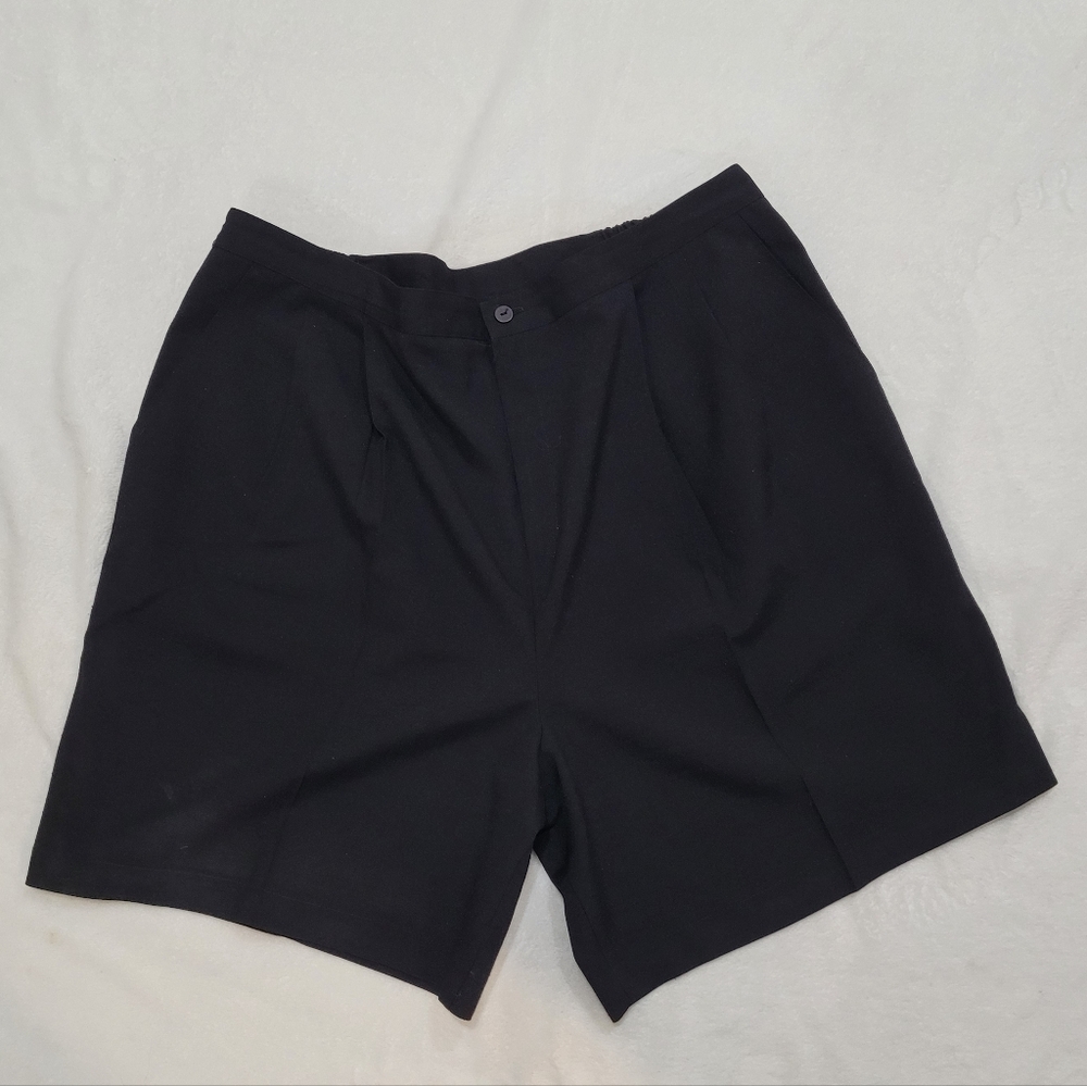 Lasting Impressions Black Dress Shorts – Size 20W  EUC